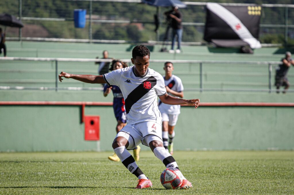 Vasco goleia o Gonçalense pela quinta rodada da Copa Rio Sub-15
