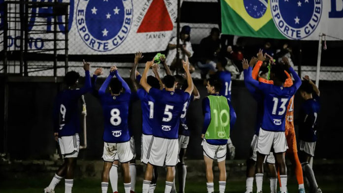 Cruzeiro estreia com vitória fora no Mineiro Sub-20