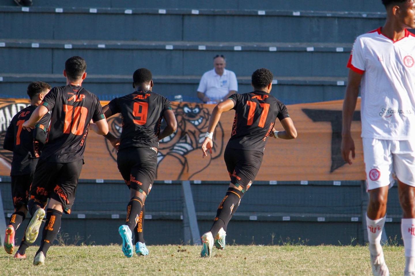 Joinville e Figueirense empatam e seguem sem vencer no Catarinense