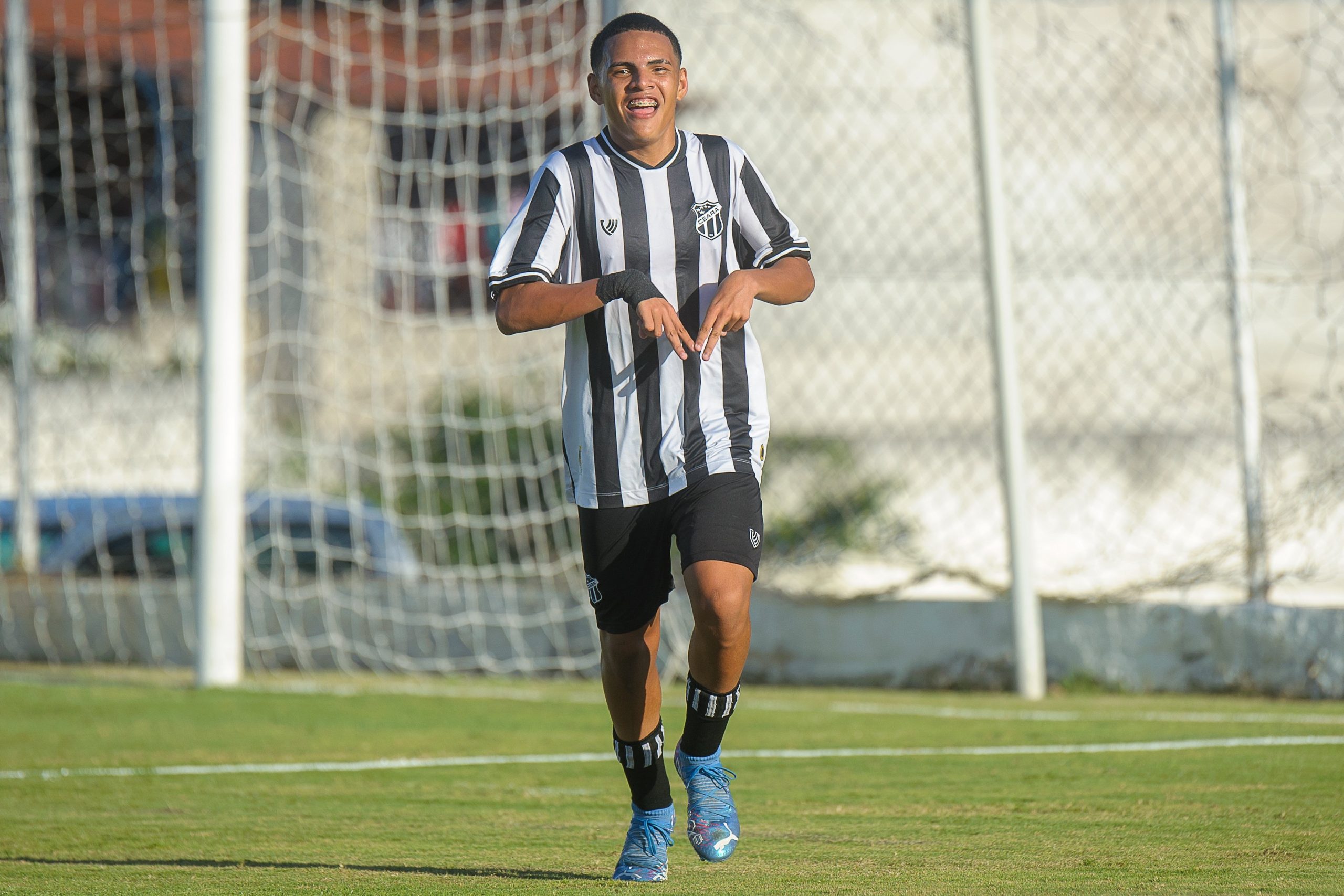 Ceará goleia ABC e vai às quartas da Copa do Brasil Sub-17