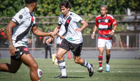 Flamengo vence Vasco no clássico de ida da final do Carioca Sub-20