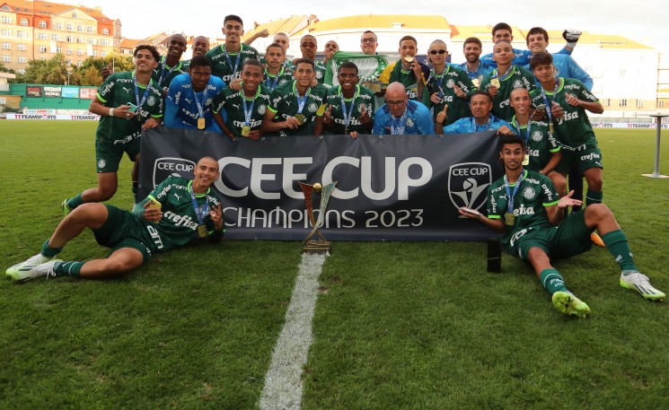 Palmeiras sagra-se tetracampeão da CEE Cup
