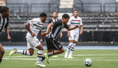 Clássico entre Botafogo e Fluminense pelo BR Sub-17 termina empatado