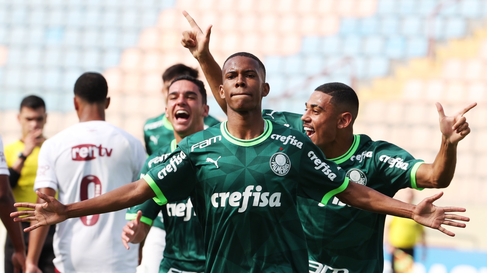 Palmeiras vira sobre o Fluminense e avança no Brasileiro Sub-17