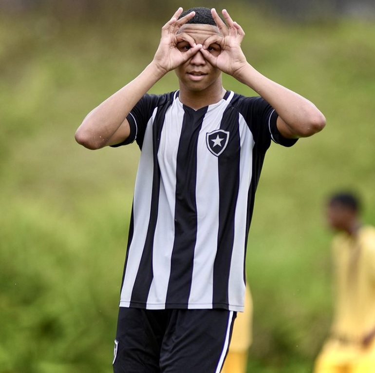 Botafogo goleia Madureira, pelo Carioca Sub-15