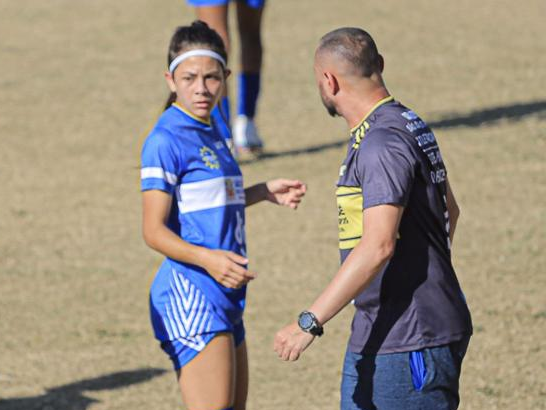 Sereinhas da Vila goleiam Centro Olímpico em estreia no Campeonato Paulista  Feminino Sub-17 - Santos Futebol Clube