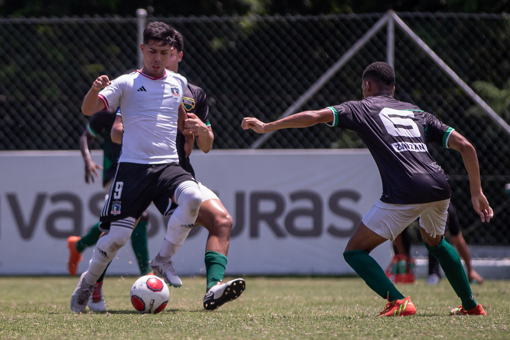 Chilenos assumem liderança isolada na Copa Xerém Sub-20