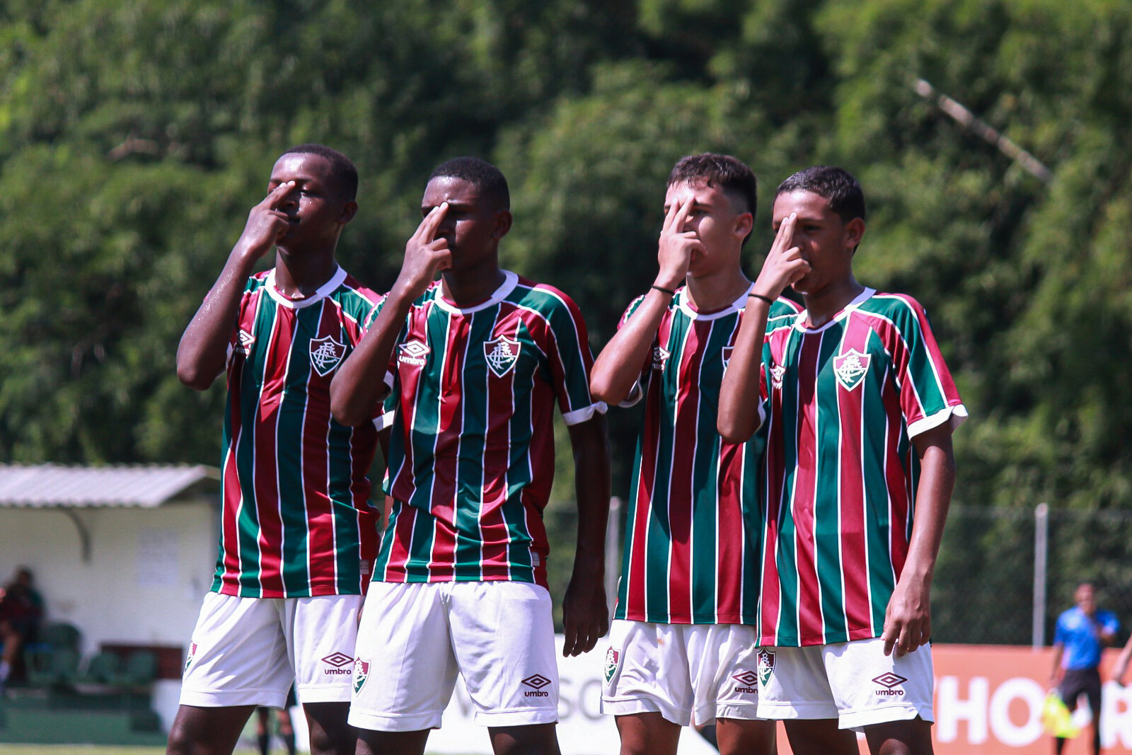 Fluminense goleia Flamengo e leva título invicto da ES Cup Sub-13
