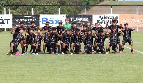 Três clubes seguem 100% no Paranaense Sub-15