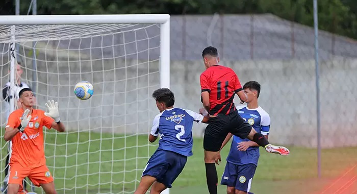 Athletico-PR aplica goleada e segue adiante na Copa do Brasil Sub-17