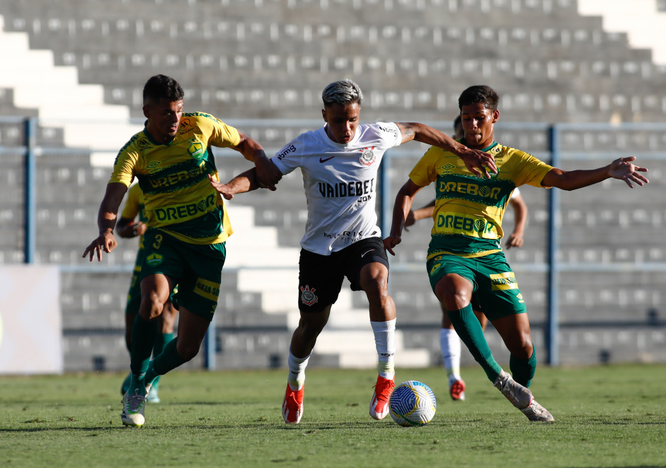 Corinthians sofre goleada do Cuiabá pelo Brasileiro Sub-20