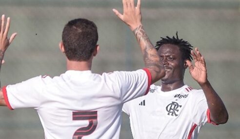 Flamengo vence Bahia e entra no G-8 do Brasileiro Sub-20