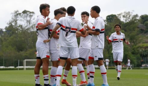 São Paulo vence de novo e é semifinalista do Paulista Sub-17